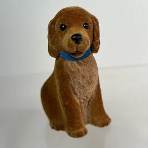 Vintage beflockter Cocker Spaniel Hund Figur Barbie Puppenhaus Haustier Hundespielzeug - Bild 1 von 7