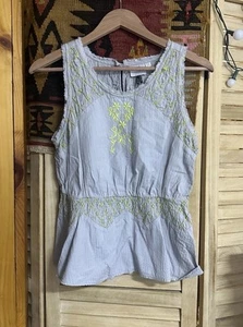 Anthropologie HD in Paris Sun-Stitched Floral Embroidered Gray Peplum Tank Sz 4 - Picture 1 of 7