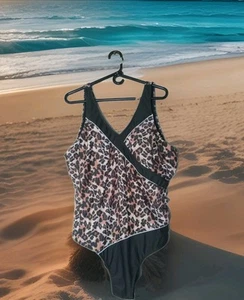 Damen Curvy S 22-24 Badeanzug TOLLE LÄNGEN LONGITUDE Leopard Schwarz 48-50 Brustumfang - Bild 1 von 10