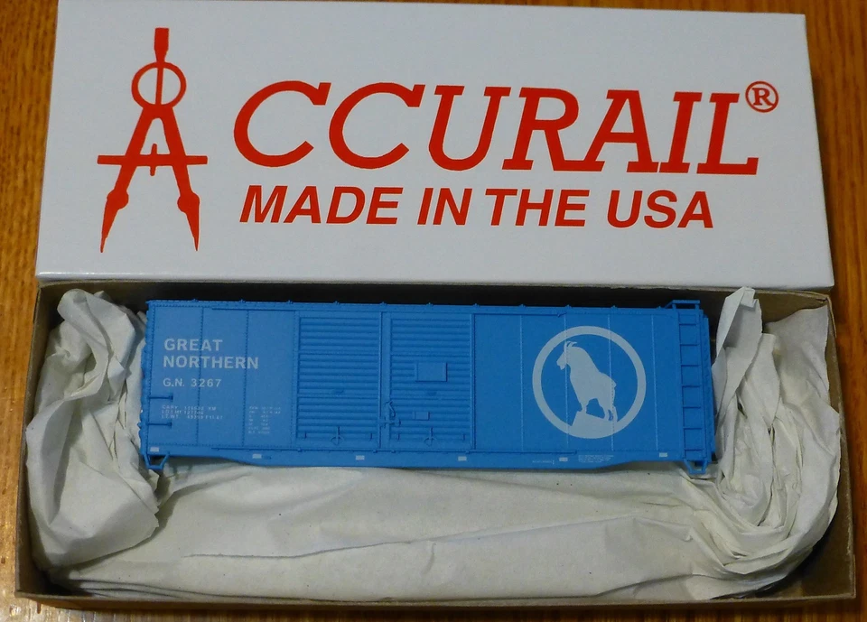 Accurail HO #3634 Great Northern 40' DBL DR AAR Boxcar Kit (Rd #3267) - Image 1 of 1