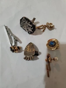 vintage mens tie clips lot Pearl, Diamond House Crest Gold Tone Silver Tone - Picture 1 of 3