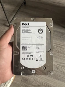 Disco duro empresarial servidor SAS ST3300657SS Dell F617N 300 GB 6 Gb/s 15K 3,5" - Imagen 1 de 1