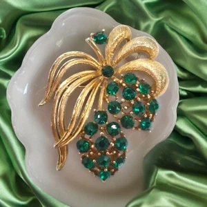 Vintage Lisner Blume Brosche grün Strass goldfarben Beere Traube Urlaub Geschenk - Bild 1 von 8