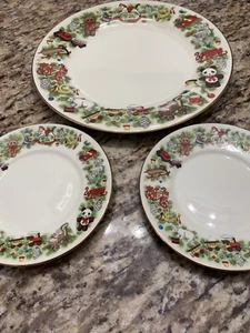 1 Dinner and 2 Bread Plates MARINE FOUNDATION Toys For Tots w/Gold Trim - Picture 1 of 6