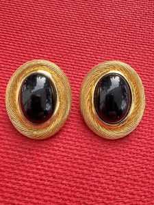 Vintage Christian Dior Black Cabochon Oval Gold Tone Clip on Earrings - Picture 1 of 9
