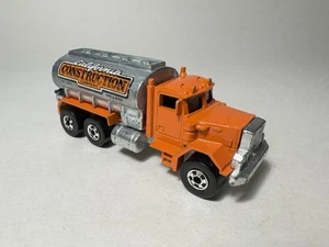 Loose Hot Wheels Peterbilt Tanker Truck. California Construction. Blackwalls - Picture 1 of 4