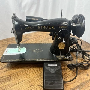 Vintage 1946 Singer Model 15 Nähmaschine AG922819 getestet funktioniert - Bild 1 von 20