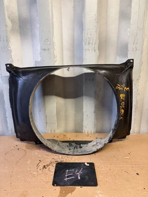 1967 1972 1971 C10 K10 Chevrolet GMC caminhão radiador MOTOR VENTILADOR COBERTURA 3889079 OE - Imagem 1 de 4