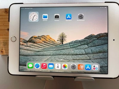 Apple iPad 4 mini,  64GB, WLAN, 20,07 cm, (7,9 Zoll) -weiß - Bild 1 von 4