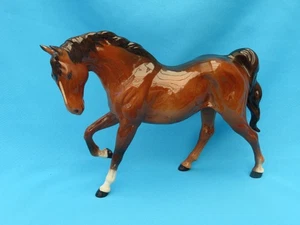 Beswick Pferd Modell 2689 SPIRIT OF FREEDOM Bay Gloss - Bild 1 von 11