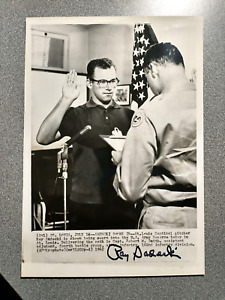 RAY SADECKI CARDINALS SIGNED AUTOGRAPHED VINTAGE 1962 WIRE PHOTO WIREPHOTO