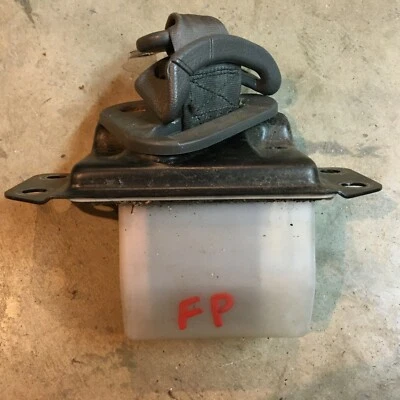 92 93 94 1992 MITSUBISHI EXPO WAGON PASAJERO DERECHO CINTURÓN DE SEGURIDAD DELANTERO REGAZO GRIS  Foto 1 de 2