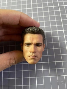 Hottoys HT DX10 1/6 Maßstab Terminator 2 T800 Arnold Kopf Skulptur - Bild 1 von 1