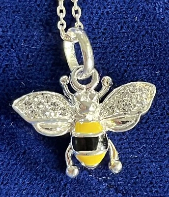 Beautiful 925 STERLING SILVER ENAMEL BEE PENDANT NECKLACE - Image 1 of 4