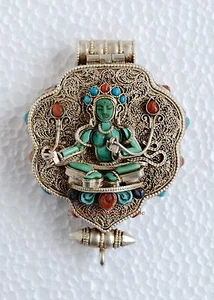 Fine Quality Silver Tibetan Gau Ghau Shrine Prayer Box Pendant from Patan, Nepal - Picture 1 of 5