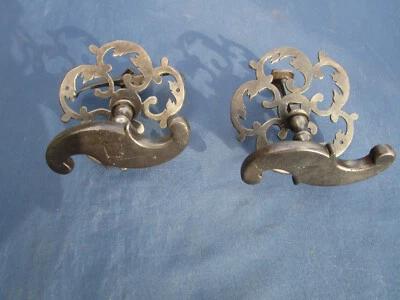 2 poignées en S largeur 9,6 cm rosaces ouvragées fer forgé porte ancienne - Photo 1/4