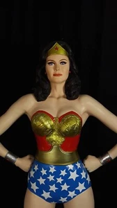 Statua personalizzata donna a grandezza naturale negozio cinema pezzo da esposizione limitato - Foto 1 di 13