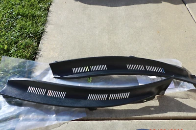 1996-2002 Mercedes-Benz W210 E320 E300 E420 E430 E55 AMG WINDSHIELD Panel Cowl - Image 1 of 4