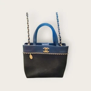 CHANEL CAVIAR LOVELY CHAINS SHOPPING TOTE (NV3004995) - Picture 1 of 9