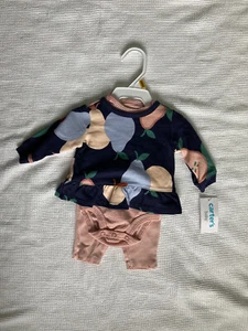 Carters baby girl NWT apple 3 piece knit outfit Size Newborn - Picture 1 of 4