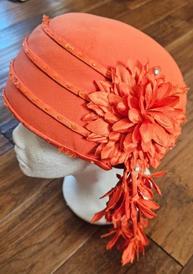 De colección Milano Paris Nueva York Sombrero Para Mujer Iglesia Boda Naranja Cuentas y Cristales Foto 1 de 4