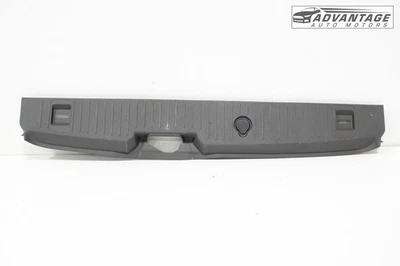 2019-2023 FORD TRANSIT CONNECT TRAVA DE PORTA-MALAS SOLEIRA PLACA DE ARRANHÃO ACABAMENTO TAMPA PAINEL FABRICANTE DE EQUIPAMENTO ORIGINAL - Imagem 1 de 4