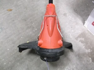 Homelite 13" Electric String Trimmer/ Edger UT41112-A sn bm12412D130565 40x13x9 - Picture 1 of 5