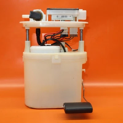 Bomba de combustível HYUNDAI SONATA HYRBID 2016 2017 2018 2019 31110-E6000 FABRICANTE DE EQUIPAMENTO ORIGINAL - Imagem 1 de 4