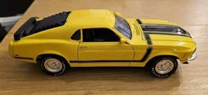 Ertl 1/18 Scale Diecast 7484 - 1970 Ford Boss 302 Mustang - Yellow - Picture 1 of 10