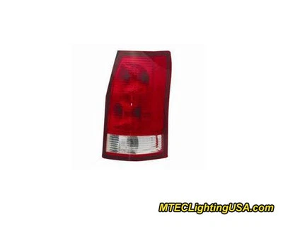 Conjunto de lámpara de luz trasera lateral derecha TYC para Saturn Vue 2002-2007 Foto 1 de 3