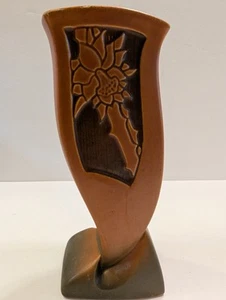 Roseville Pottery Silhouette Red Floral Vase 784-8 - Picture 1 of 17