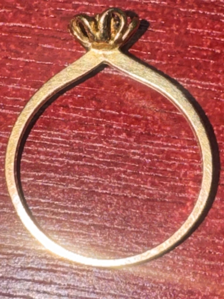 Anillo floral vintage de oro de 14K con astillas de diamantes - delicado diseño de flores - 1,3 g Foto 1 de 4