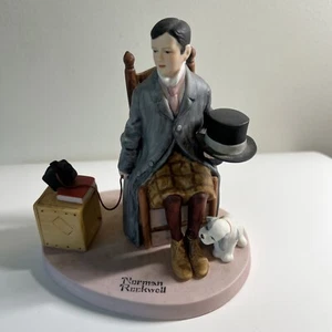 The 12 Danbury Mint Norman Rockwell Porcelain Figurine SELF PORTRAIT Sep 1980. - Picture 1 of 10