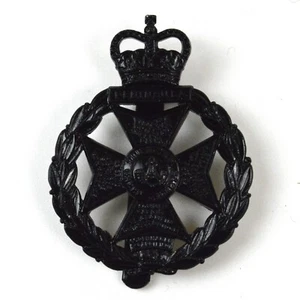 Royal Green Jackets Subdued/Black Anodised Cap Badge - Picture 1 of 2