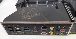 Placa madre MSI MEG B550 Unify AMD compatible con Ryzen - Imagen 1 de 5
