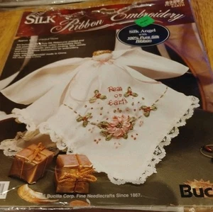 Bucilla Jedwabna wstążka Zestaw do haftu Silk Angel Peace On Earth 1995 #83293 OTWARTY - Zdjęcie 1 z 3