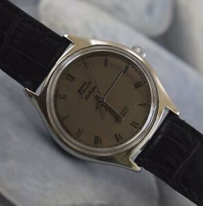 Vintage HMT mens wear 17j winding wrist watch W-15369