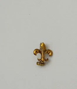 Kleine Fleur Di Lis Anstecknadel goldfarben Vintage - Bild 1 von 9