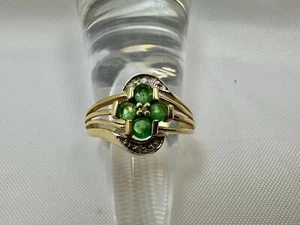 10K Yellow Gold Emerald Clover Ring .48 CT TW Size 7 - Picture 1 of 4