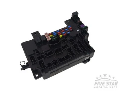 Mitsubishi Outlander Fuse Relay Box Fusebox Unit 2.0 Hybrid 4WD Plug-In Hybrid - Image 1 of 4