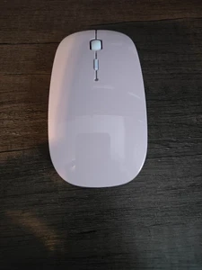 Pink Wireless Mouse 2.4GHz & Bluetooth – USB for PC, MacBook, iMac, iPad - Picture 1 of 4