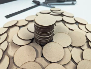 MDF Wooden Bases 60mm Diameter 3mm Thick x 45 pieces - Bild 1 von 2