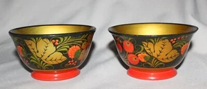 Vintage handbemalte Lack russische Volkskunst Holz Schalen (2) 4 1/4" Gold Rot Schwarz - Bild 1 von 8
