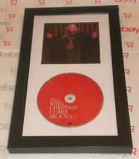 KELLY CLARKSON SIGNED & FRAMED WHEN CHRISTMAS COMES A ROUND CD DISPLAY AUTO COA