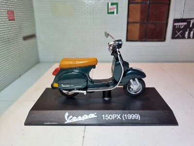 Vespa 150PX 1999 Motorbike Moped Bike Piaggio Scale Diecast Model MAGMOT056 1:18 - Image 1 of 4