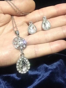 Parure Orecchini Collana Donna Argento Cristalli SWAROVSKI Originali Gioielli - Foto 1 di 12