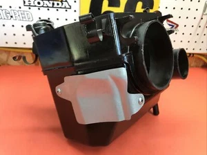 Honda ATC 250ES 1985 caja de aire 1986 1987 ATC 250ES rojo grande - Imagen 1 de 8