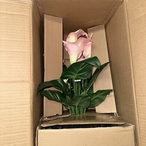 Fake Calla Lily In Pot With LED Lights - Picture 1 of 1