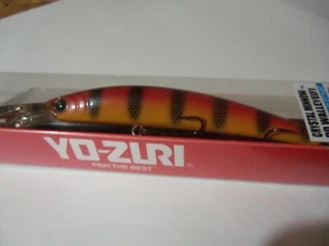 1 Yo-Zuri Crystal Minnow DD Walleye Lure R1301 HOPC Hot Perch NIP - Picture 1 of 3