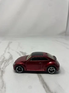 Hot Wheels 2012 New Models Volkswagen Beetle #24 1:64 - Picture 1 of 6